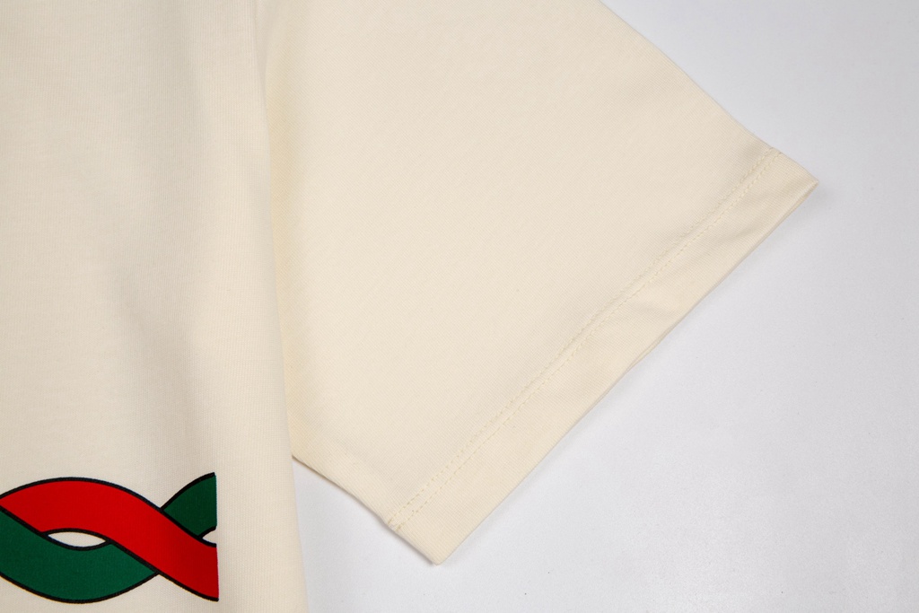 Gv*c* T-shirt